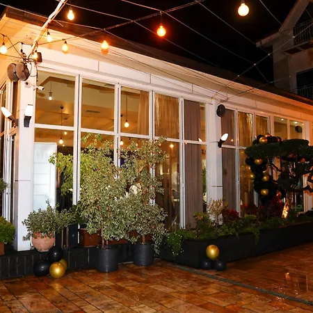 Arber Πανσιόν Golem (Tirana)