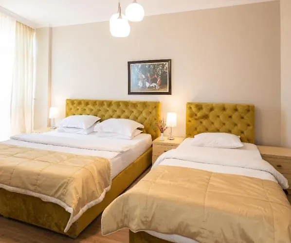 Arber 3* Golem (Tirana)